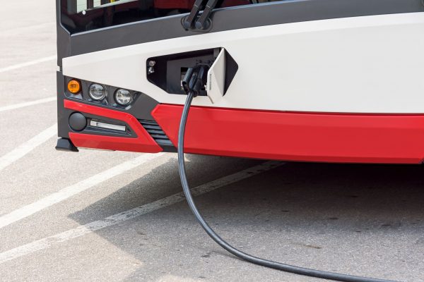 electric-bus-at-the-charging-station-98G82L8 (1)