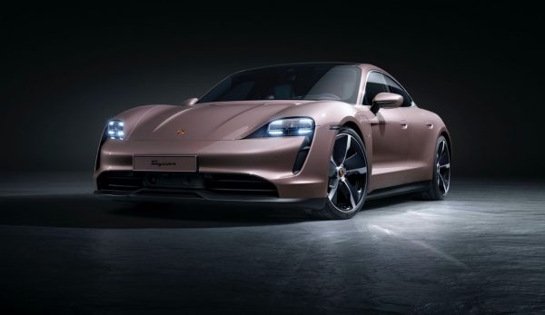 Porsche new Taycan model_P21_0055_a3_rgb