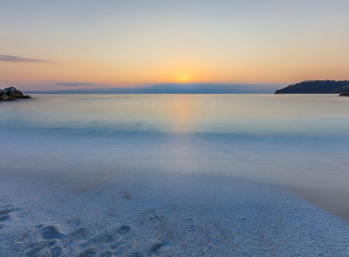 marble-beach-saliara-beach-thassos-islands-greece-PUWYCBE